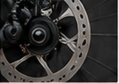 Disc brake service