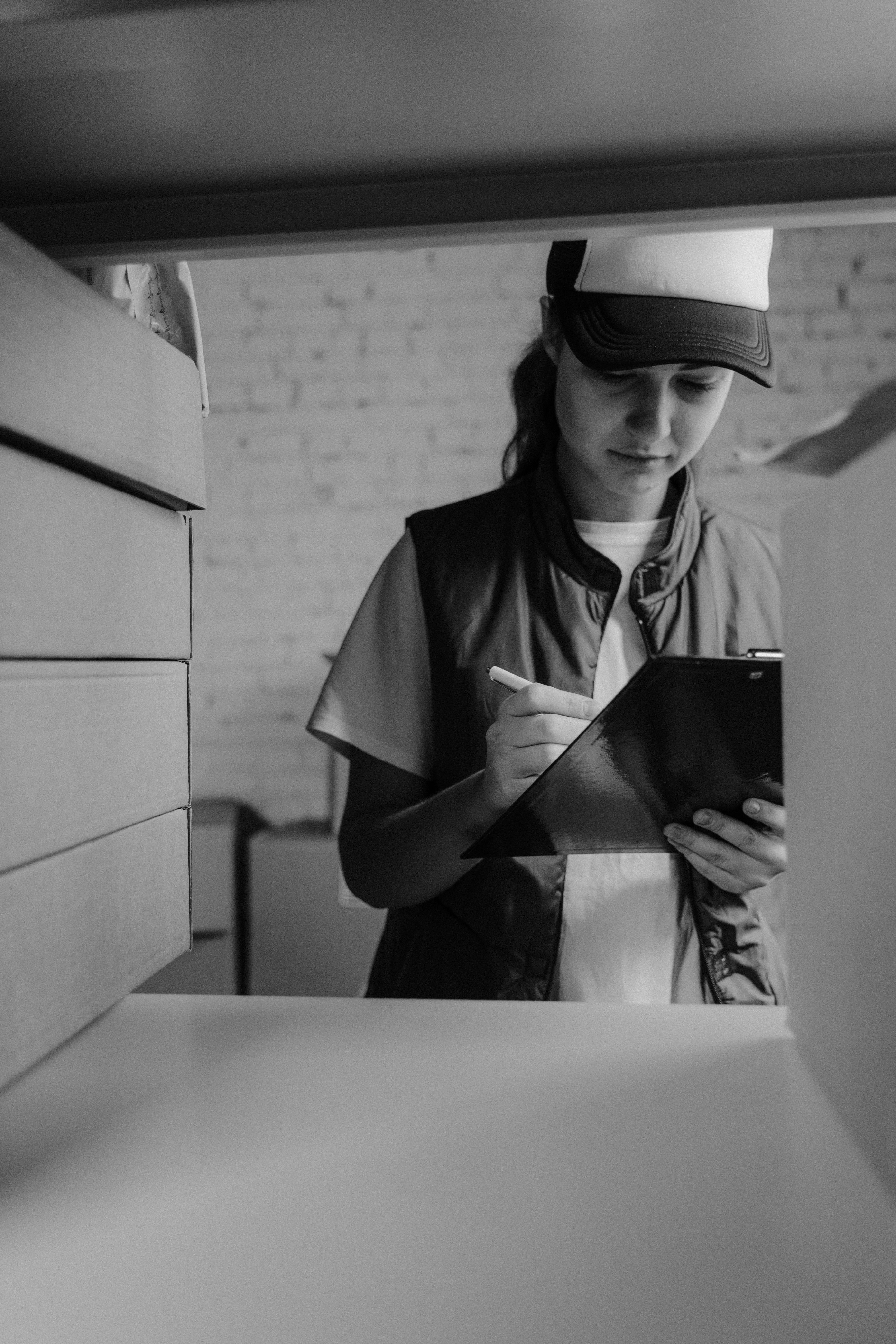 Packaging quote preparation with boxes and order notes