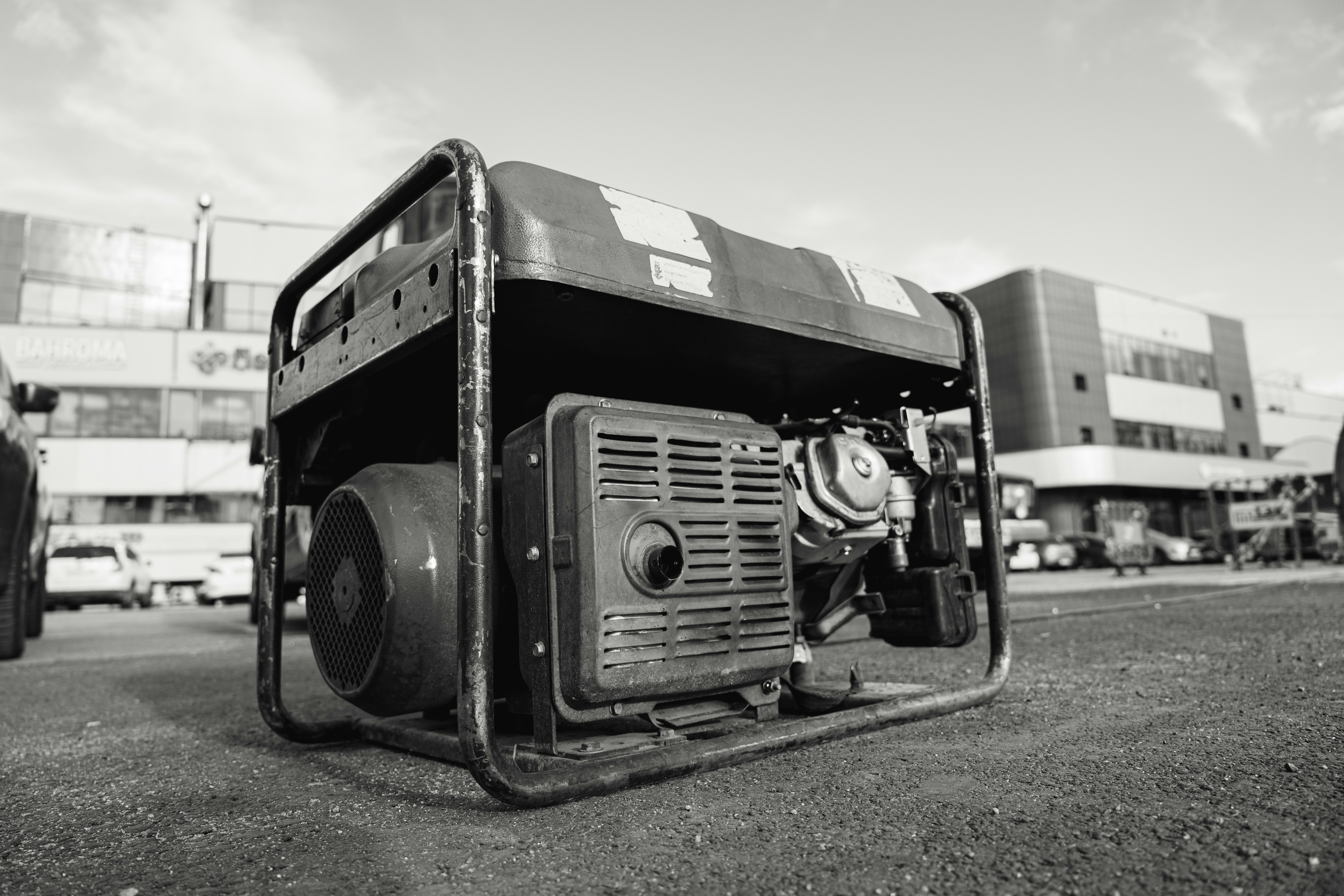 Portable generator delivery for backup power